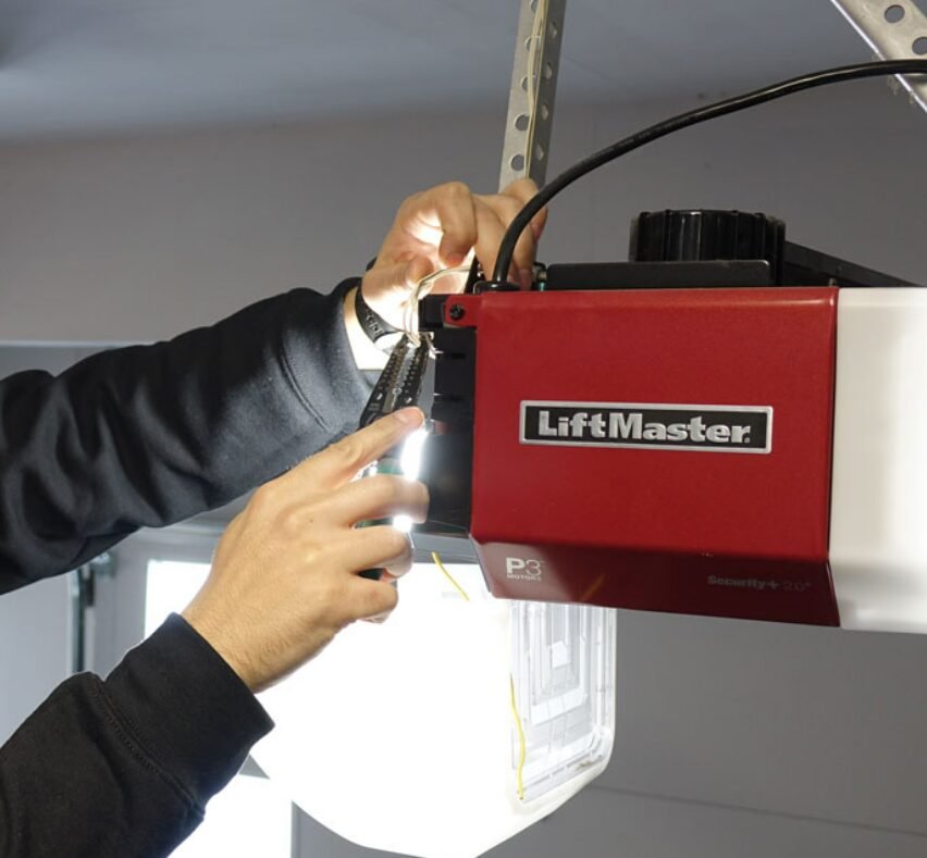 Emergency garage door repair service for broken or malfunctioning doors - AL Garage Door Repair, ensuring quick and reliable solutions.